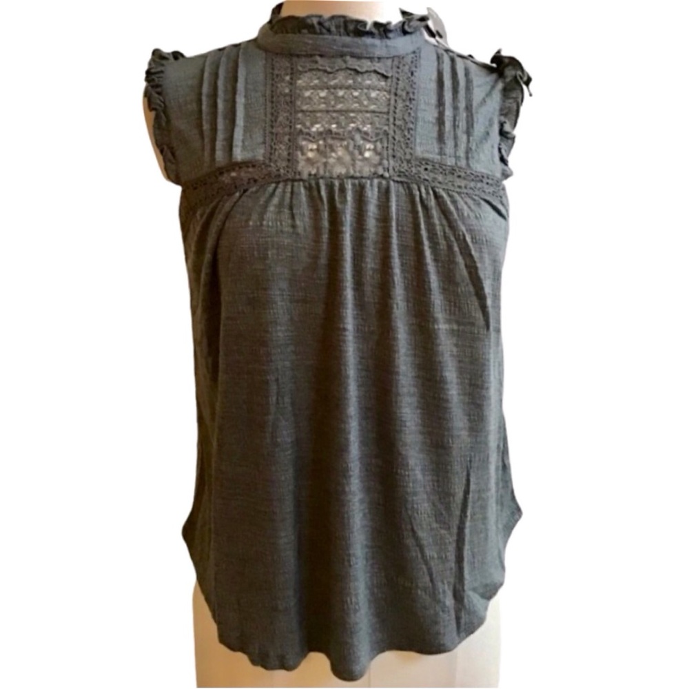Cable & Gauge Crochet Sleeveless Top (NWT) (Size: Medium) - Picture 3 of 7
